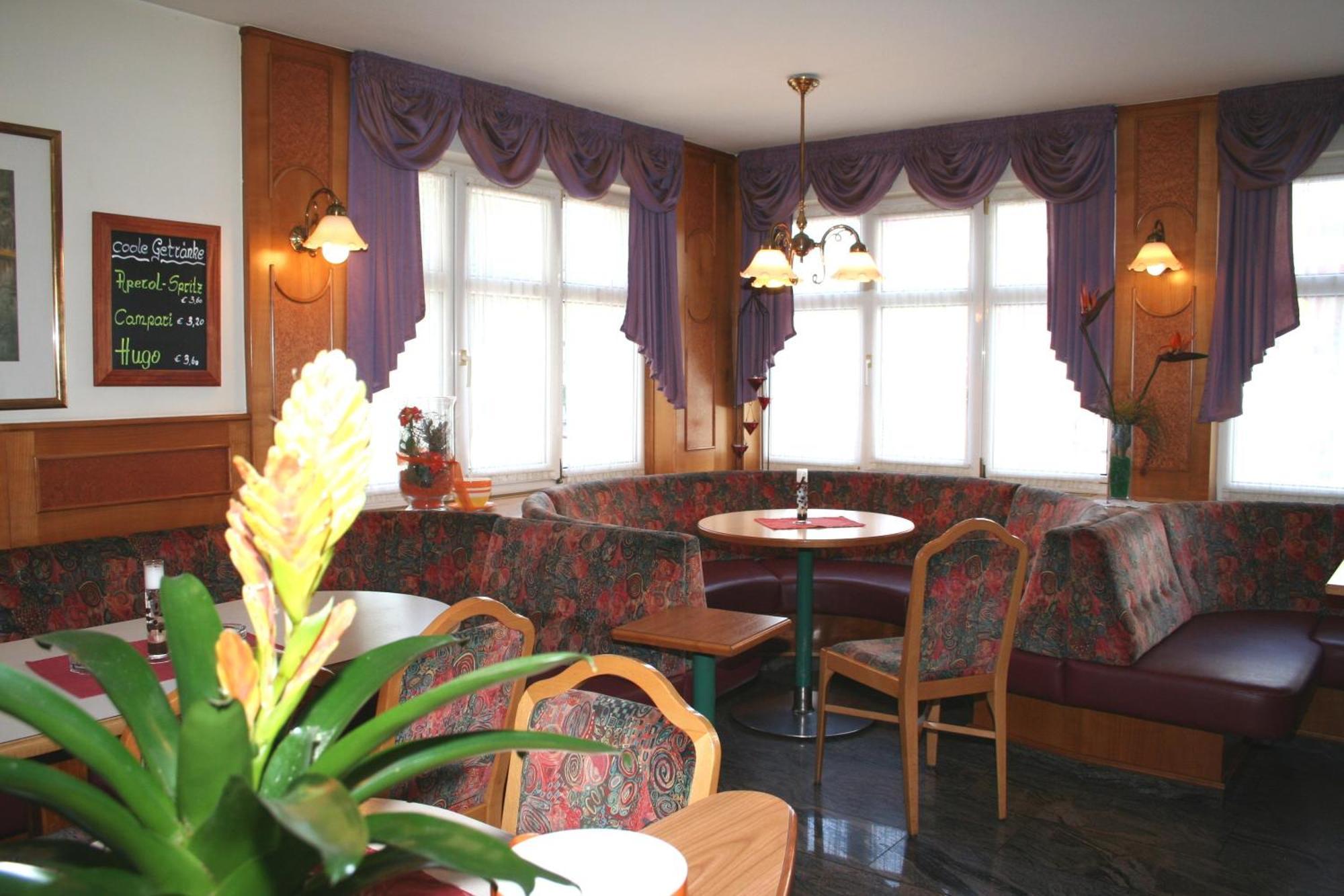 Hotel Cafe Lorenz Хоэнемс Экстерьер фото
